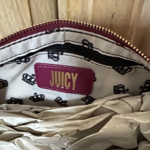 NEW Juicy Couture Burgundy Shoulder Bag - Picture 9 of 10